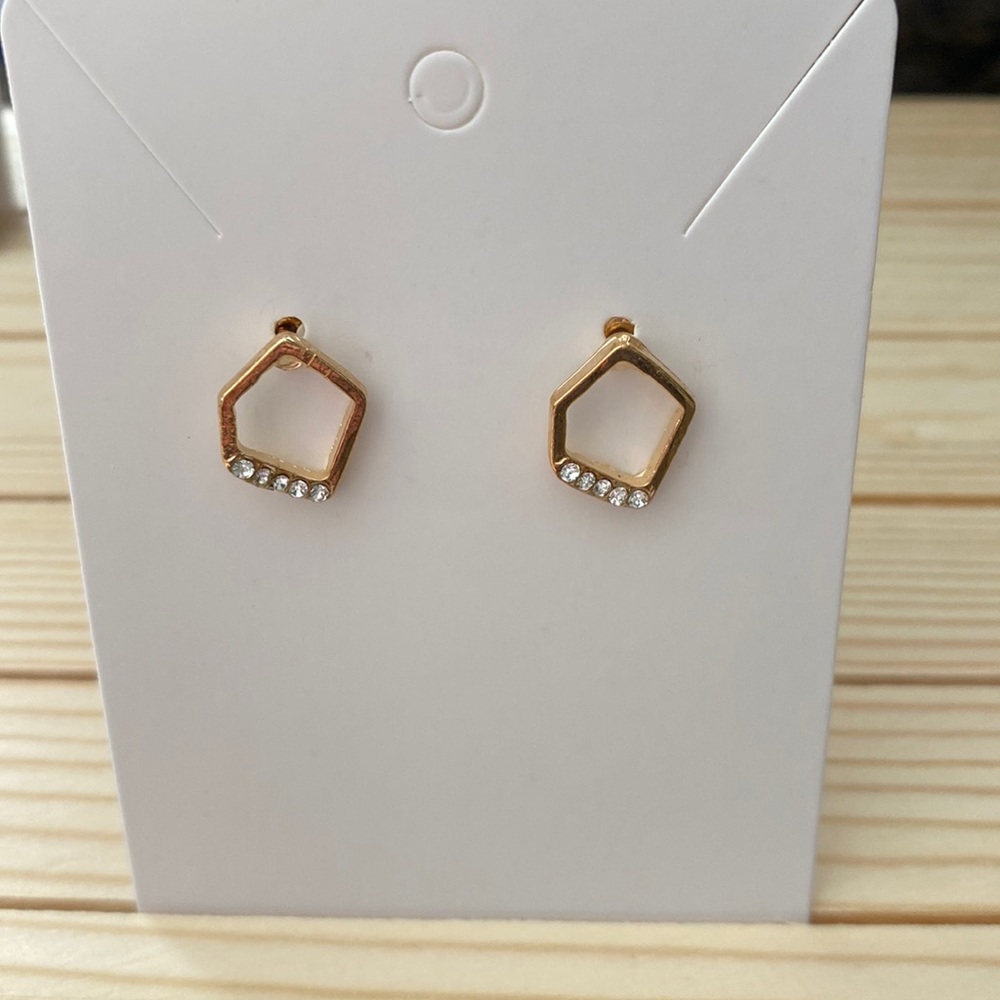 Cute earrings